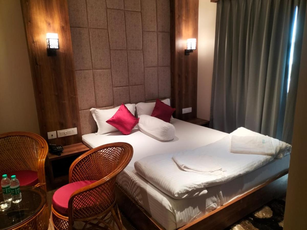 Blue Waves Hotel Tajpur Экстерьер фото