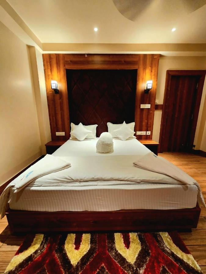 Blue Waves Hotel Tajpur Экстерьер фото
