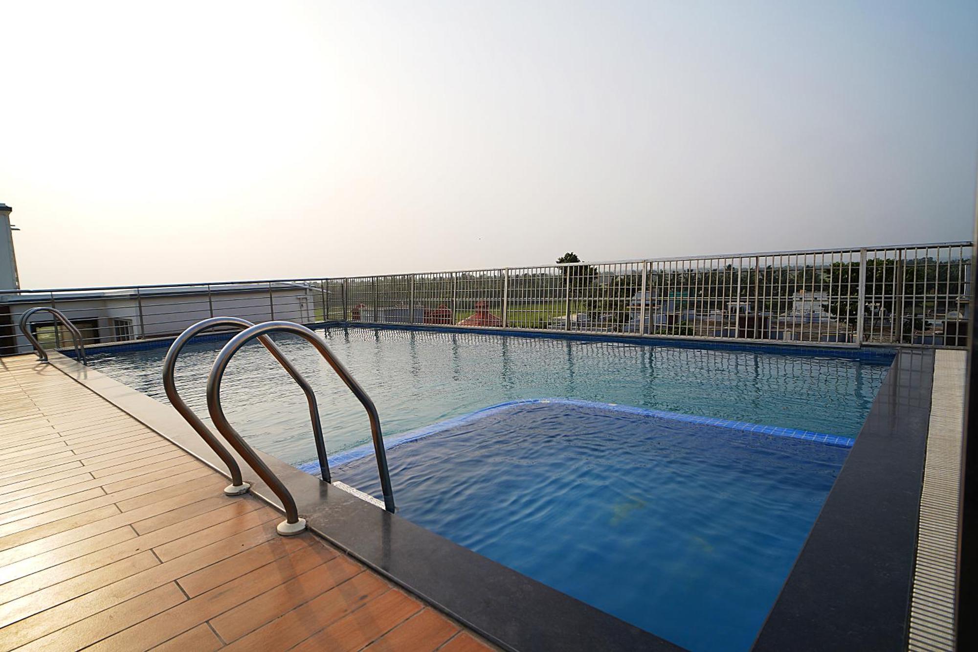 Blue Waves Hotel Tajpur Экстерьер фото