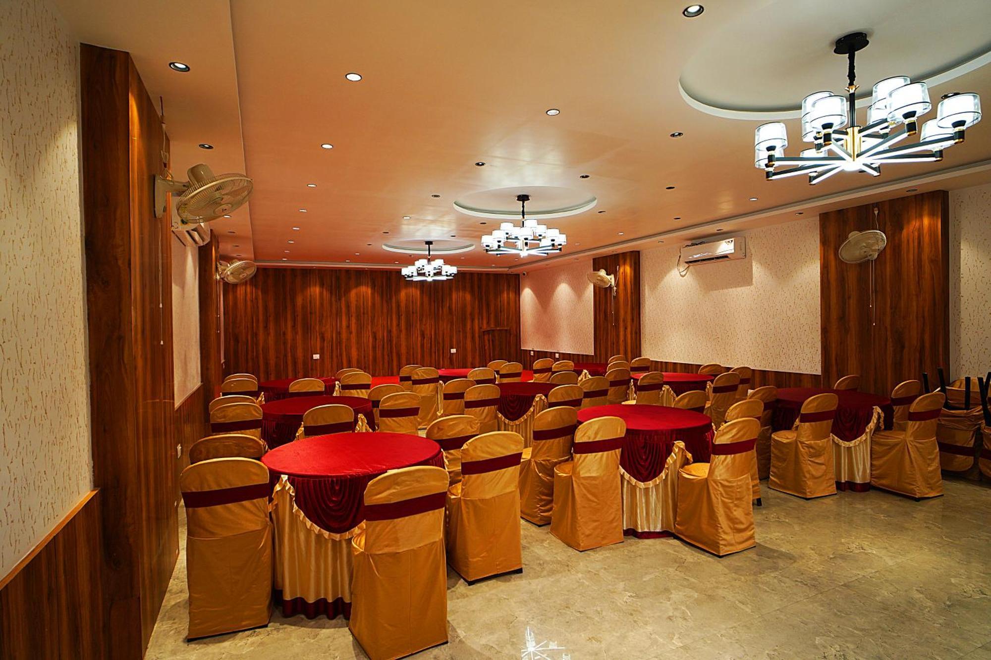 Blue Waves Hotel Tajpur Экстерьер фото